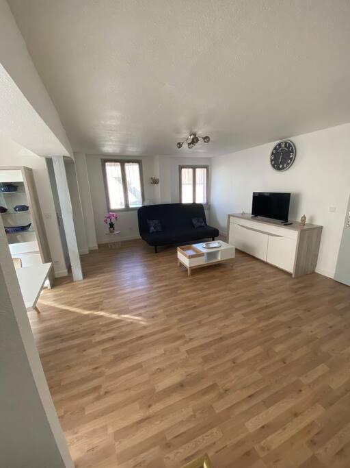 Appartement T2 Centre Ville Dole Eksteriør billede
